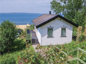 Two-Bedroom Holiday Home in Glumslov in Glumslöv